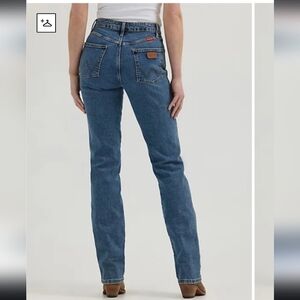 Women's Wrangler® Cowboy Cut® Slim Fit Stretch Jean 15x32